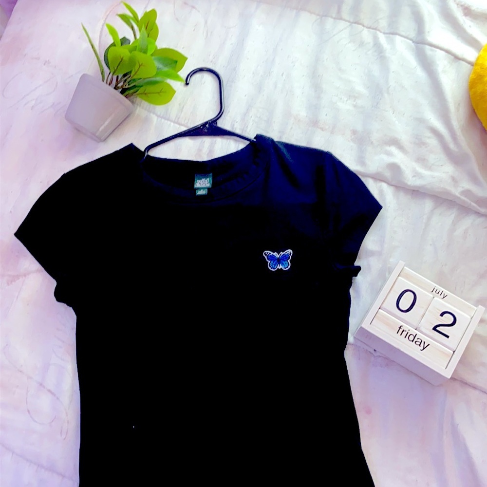 cute black butterfly cropped shirt